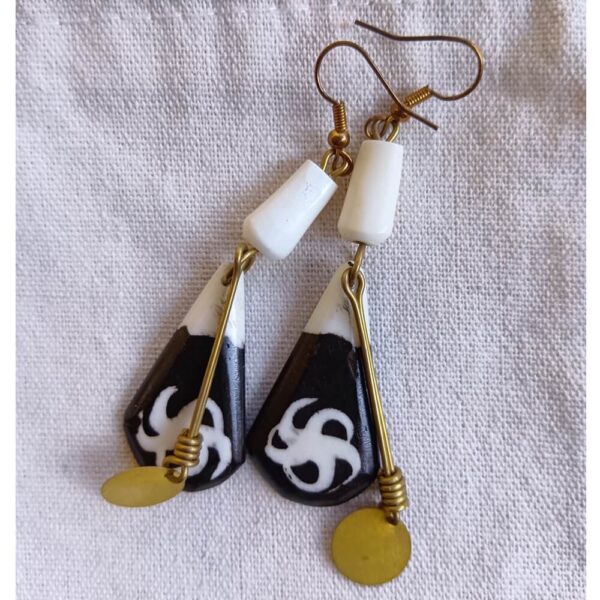 アフリカン・ピアス｜ブラック＆ホワイト