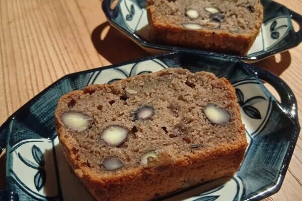 黒豆の煮汁活用第2弾、しっとり上品なパウンドケーキ
